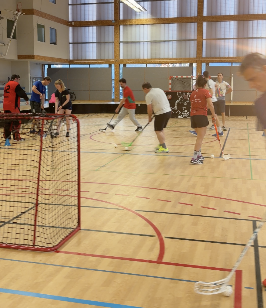 Floorball — Dynamisme & Cohésion